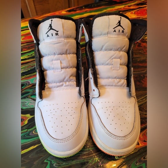 Air Jordan Nike Shoes - Picture 3 of 7